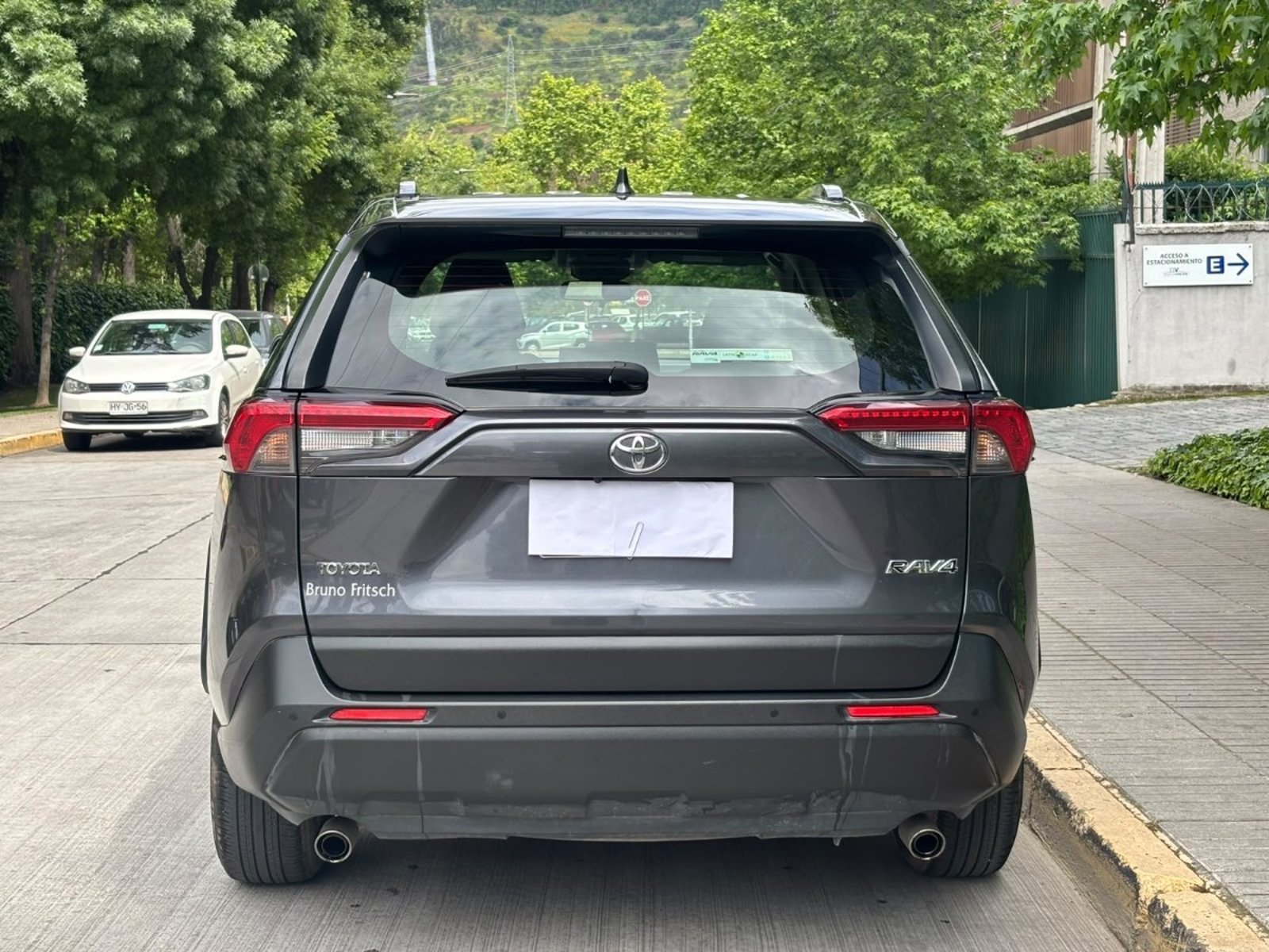 Toyota RAV 4 LE 2.0 AT 2021 - Foto 4 de 10
