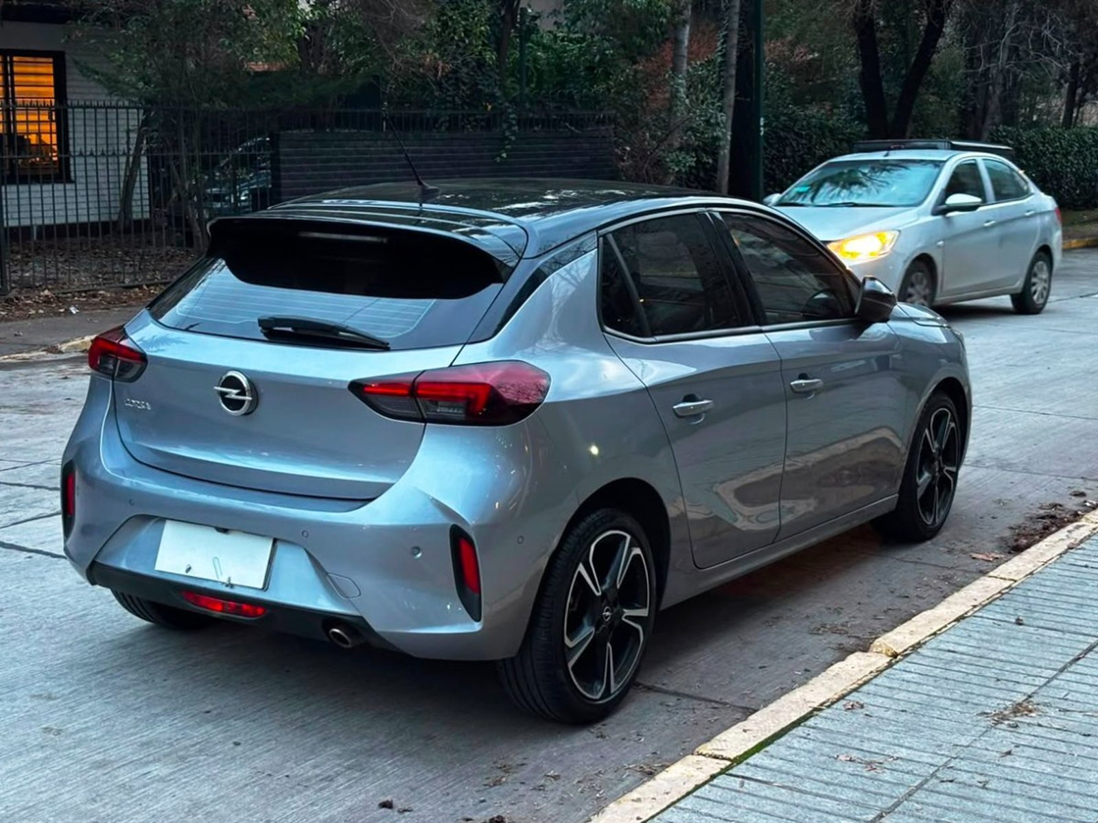 Opel CORSA 1.2 AT 2022 - Imagen 4 de 10