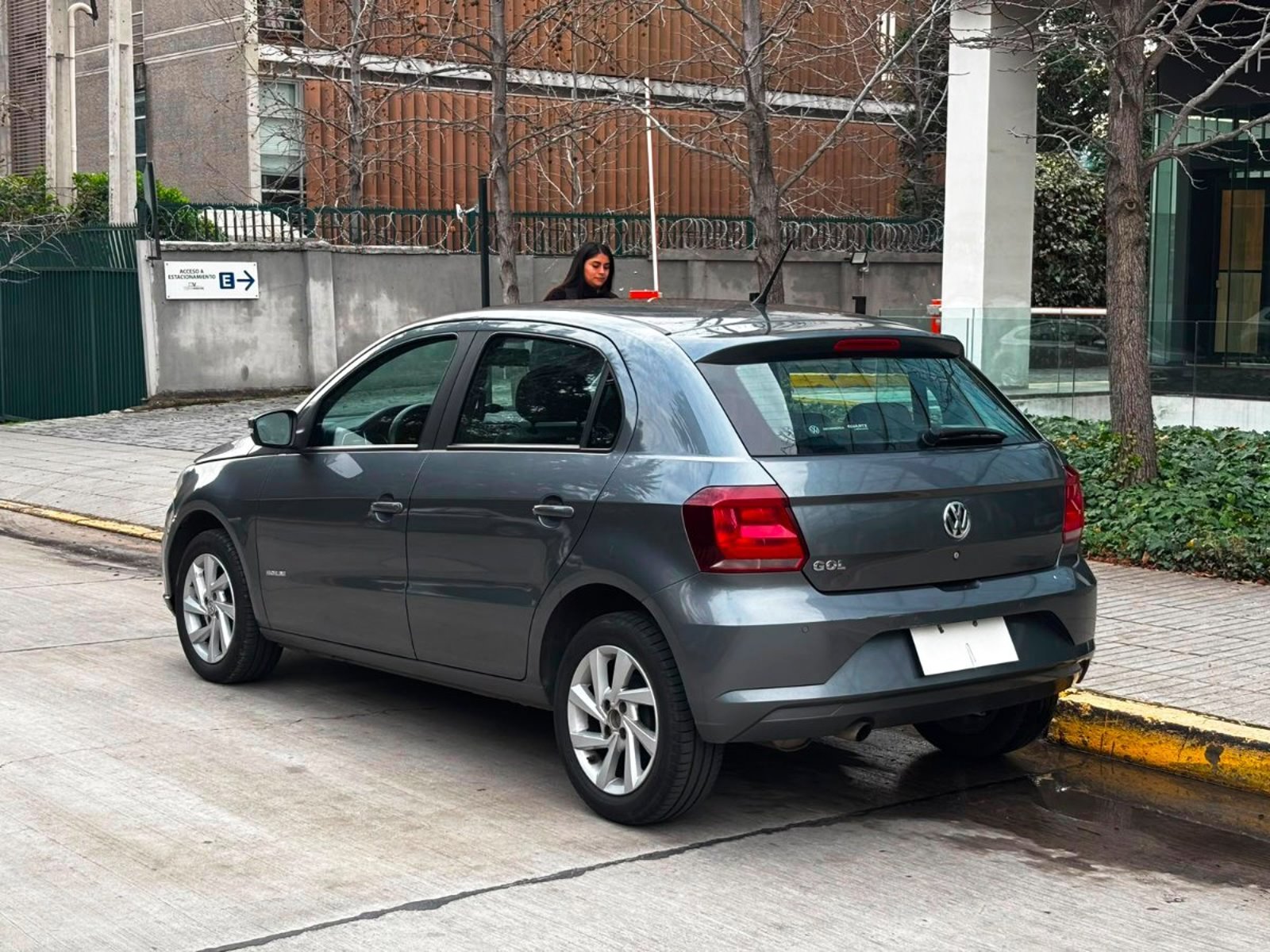 Volkswagen GOL 1.6 MT 2023 - Imagen 4 de 10