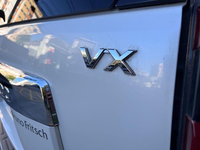 Toyota LAND CRUISER PRADO VX 4.0 2022 - Imagen 8 de 10