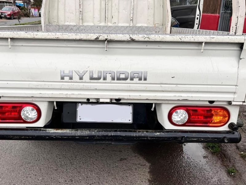 Hyundai PORTER GL 2.5 MT 2020 - Imagen 7 de 10
