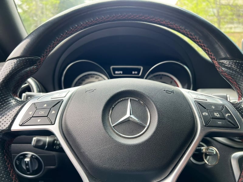 Mercedes-Benz CLA 220 CDI LOOK AMG 2015 - Imagen 10 de 10