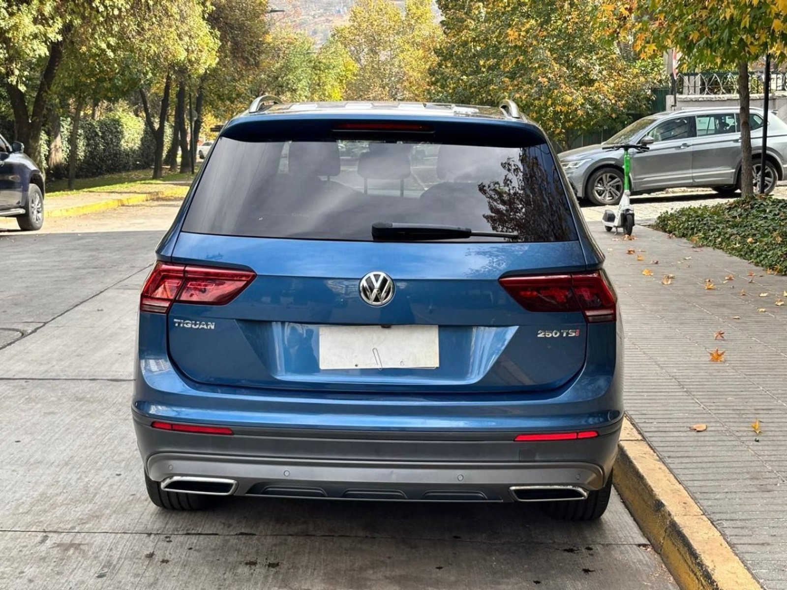 Volkswagen TIGUAN OTTO 1.4 AUT 2021 - Imagen 5 de 10
