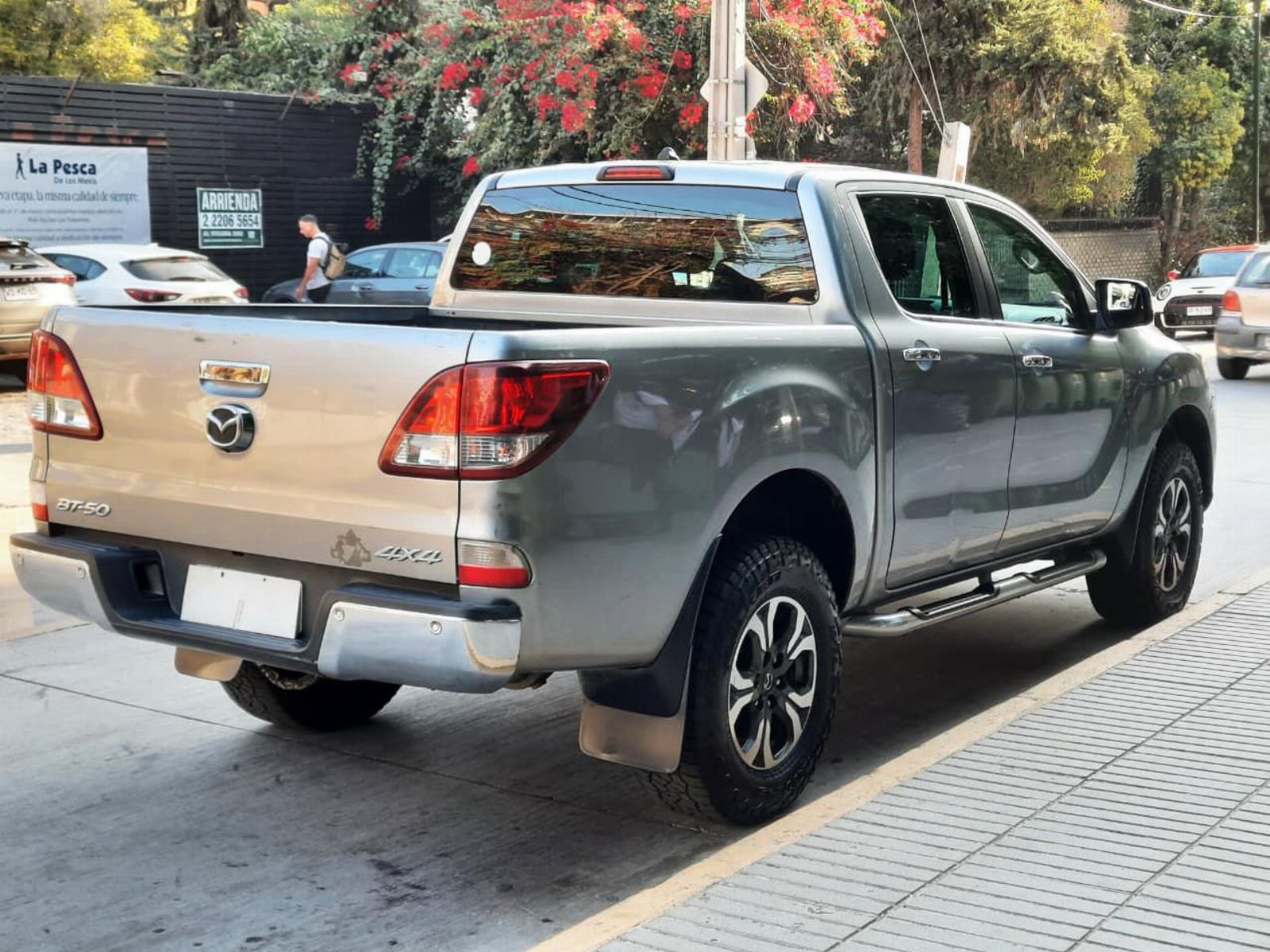 Mazda BT-50 SDX 4X4 3.2 AT 2020 - Foto 4 de 9