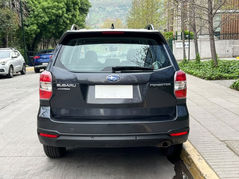 Subaru FORESTER X 2.0 CVT 2016 - Imagen 5 de 10