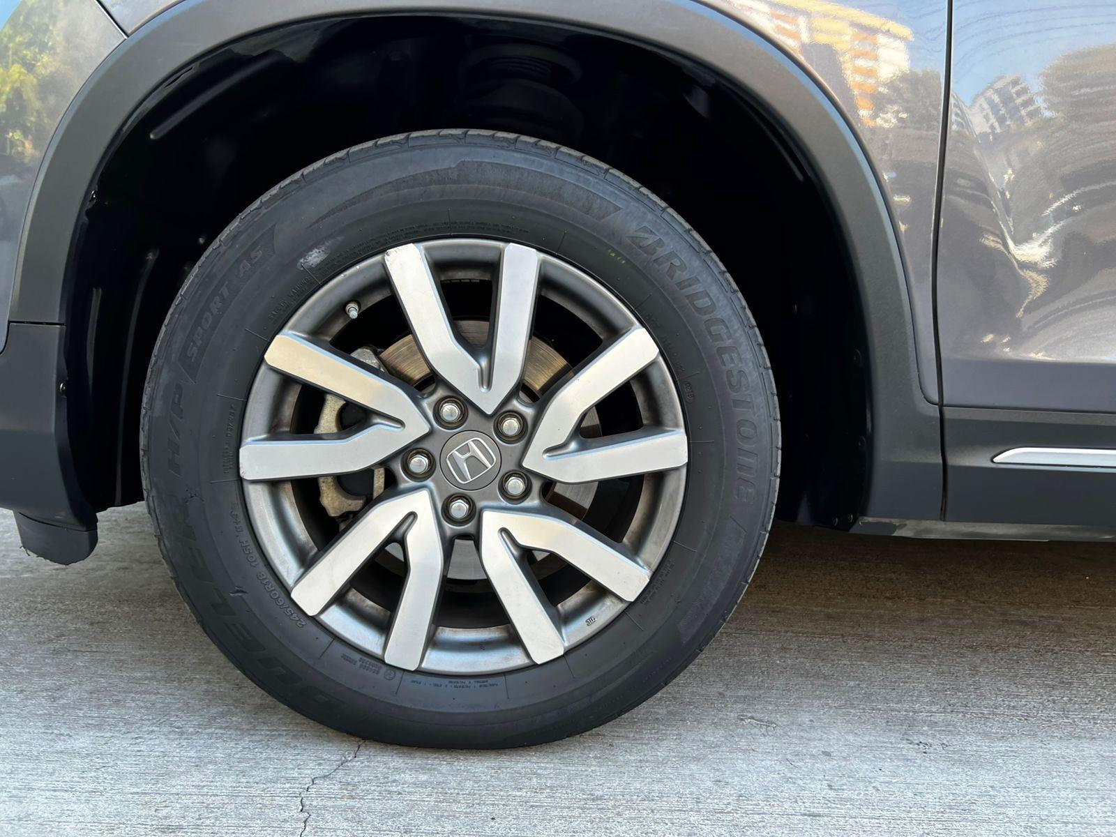 Honda PILOT TOURING AWD 3.5 2020 - Imagen 8 de 10