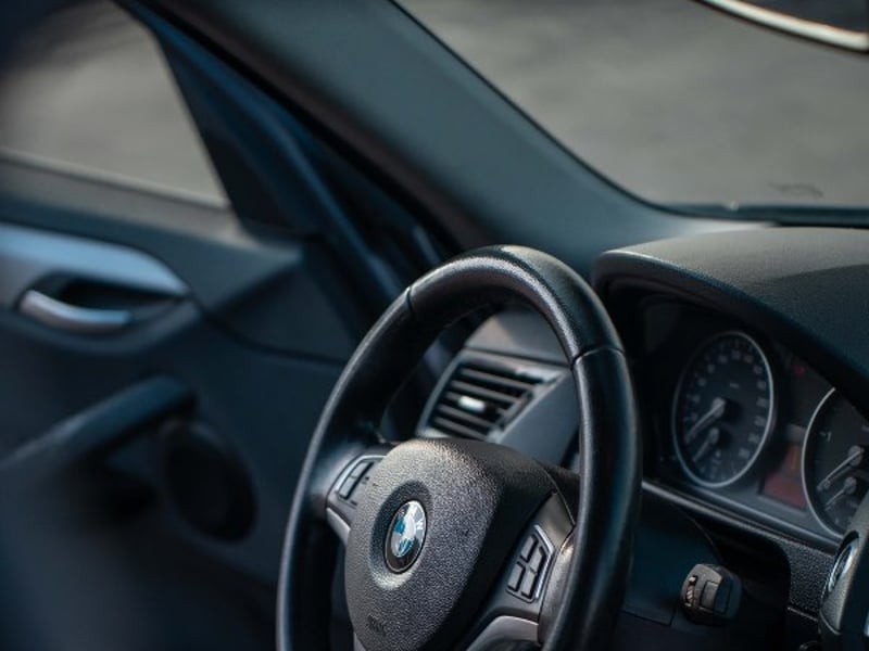 BMW X1 SDRIVE18D LUXURY 2.0L 2014 - Imagen 18 de 20