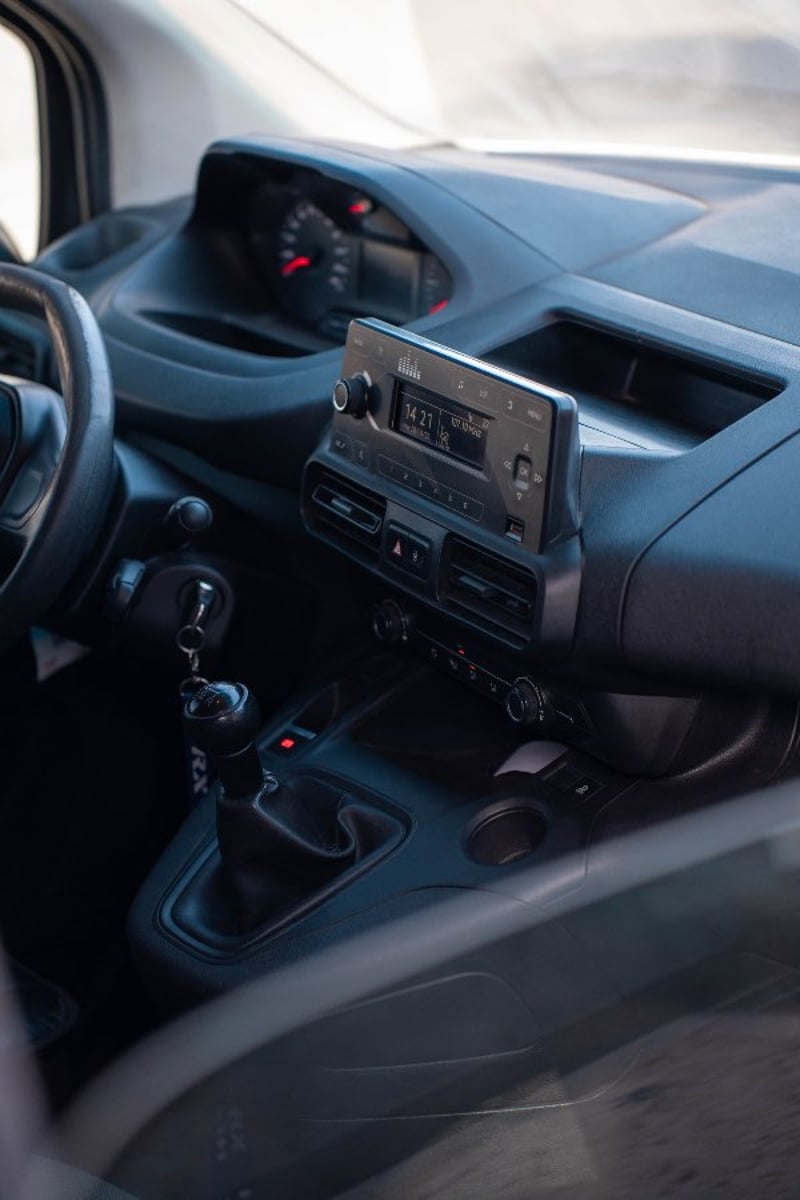 Peugeot PARTNER HDI 92 L1 1.6 2021 - Imagen 16 de 20