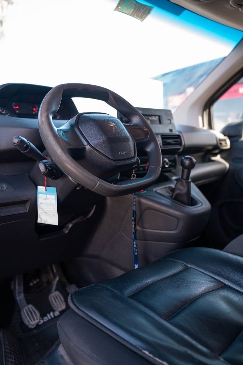 Peugeot PARTNER HDI 92 L1 1.6 2021 - Imagen 17 de 20