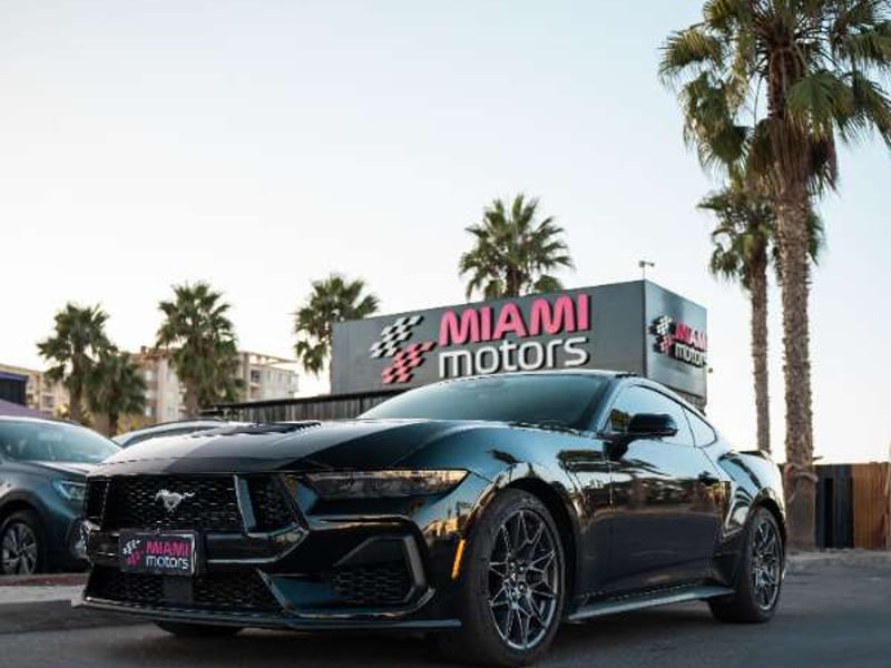 Ford MUSTANG GT-COUPE 2025 - Imagen 13 de 18