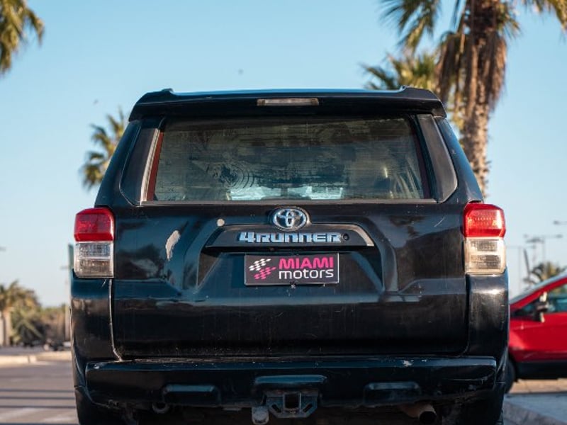 Toyota 4RUNNER SR5 4.0 AUT 2011 - Imagen 9 de 20