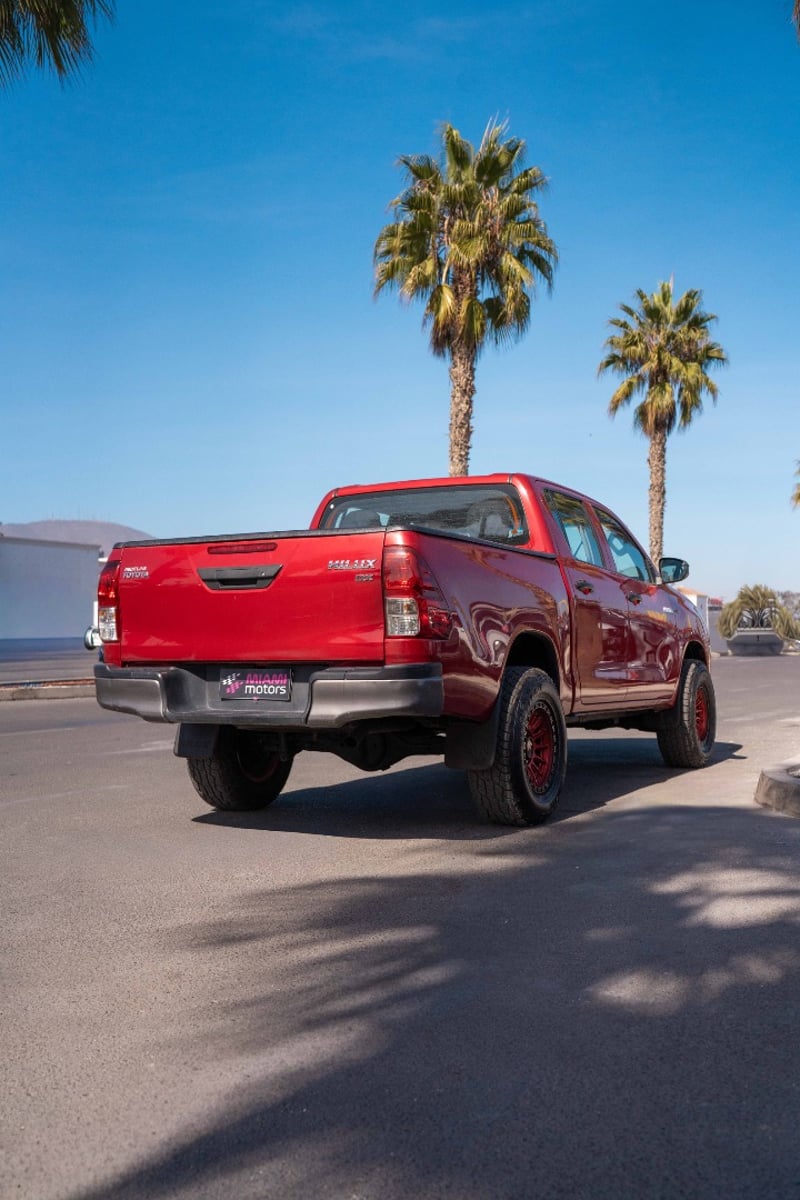 Toyota HILUX 2022 - Imagen 5 de 20
