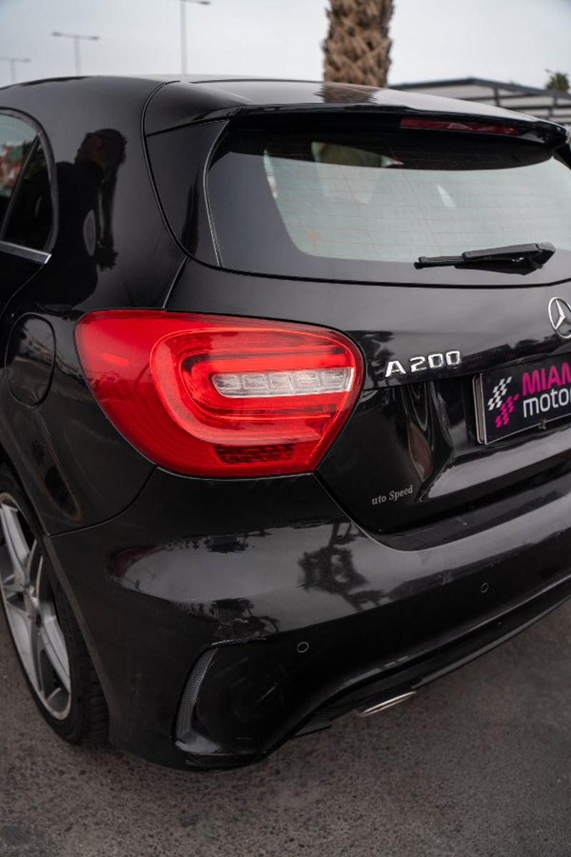 Mercedes-Benz A200 2017 - Imagen 14 de 20