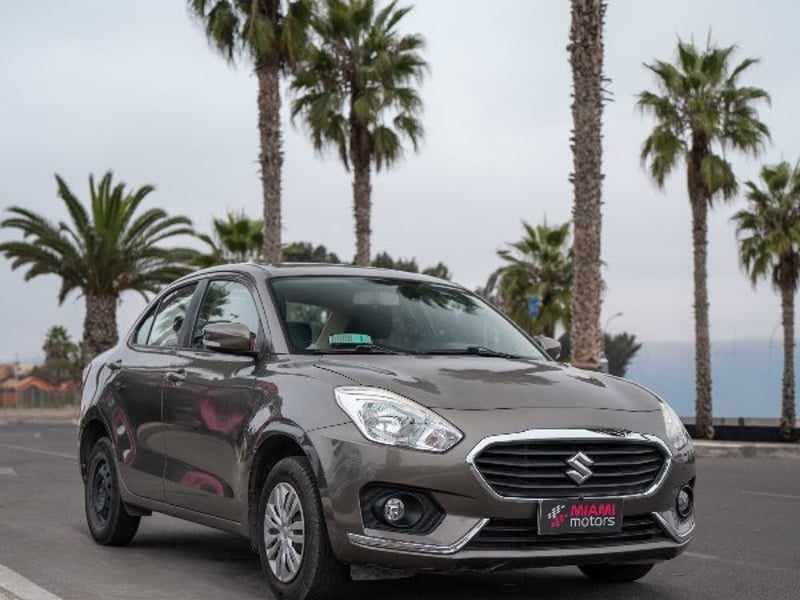 Suzuki DZIRE 2018 - Imagen 5 de 19