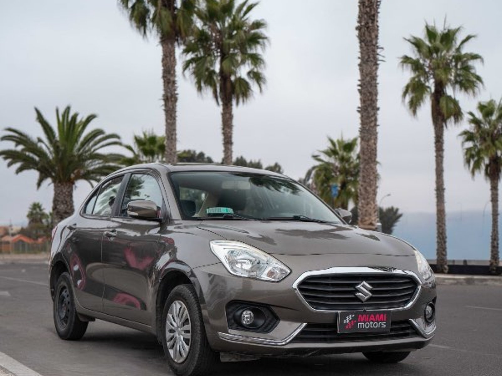 Suzuki DZIRE 2018 - Foto 5 de 19