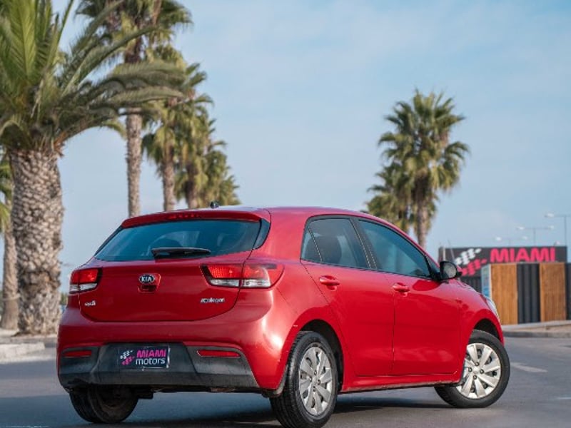 Kia RIO 2018 - Imagen 7 de 20