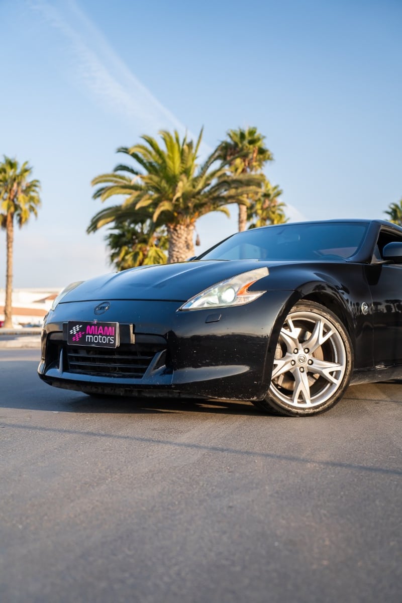 Nissan 370Z 2011 - Imagen 3 de 20