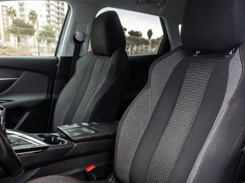 Peugeot 3008 Allure 1.6 THP AT 2018 - Imagen 15 de 20