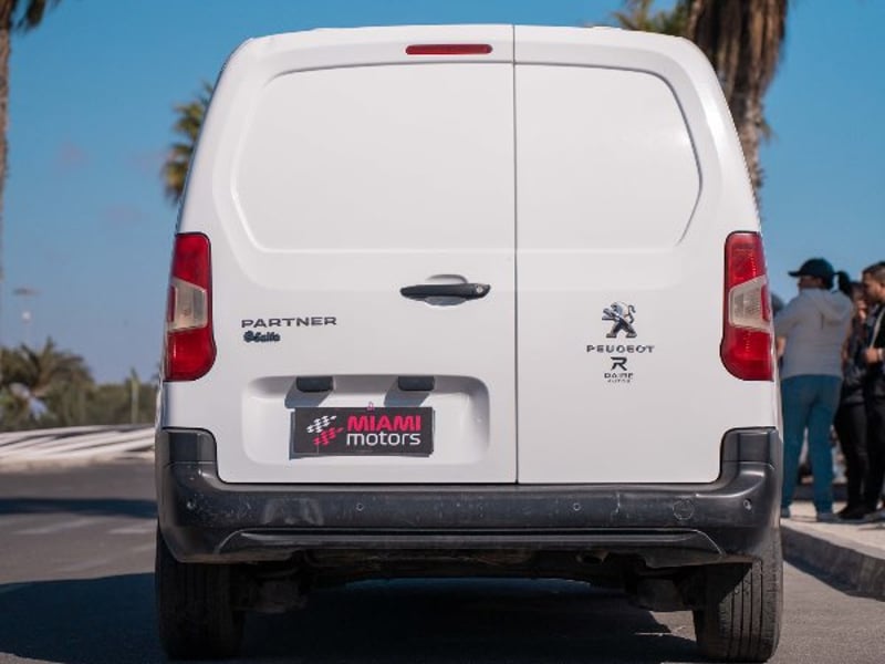 Peugeot PARTNER HDI 92 L1 1.6 2021 - Imagen 10 de 20