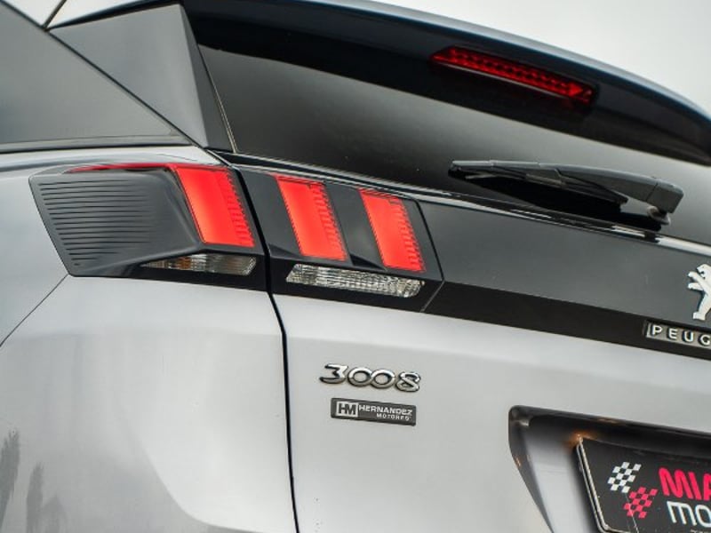 Peugeot 3008 Allure 1.6 THP AT 2018 - Imagen 6 de 20