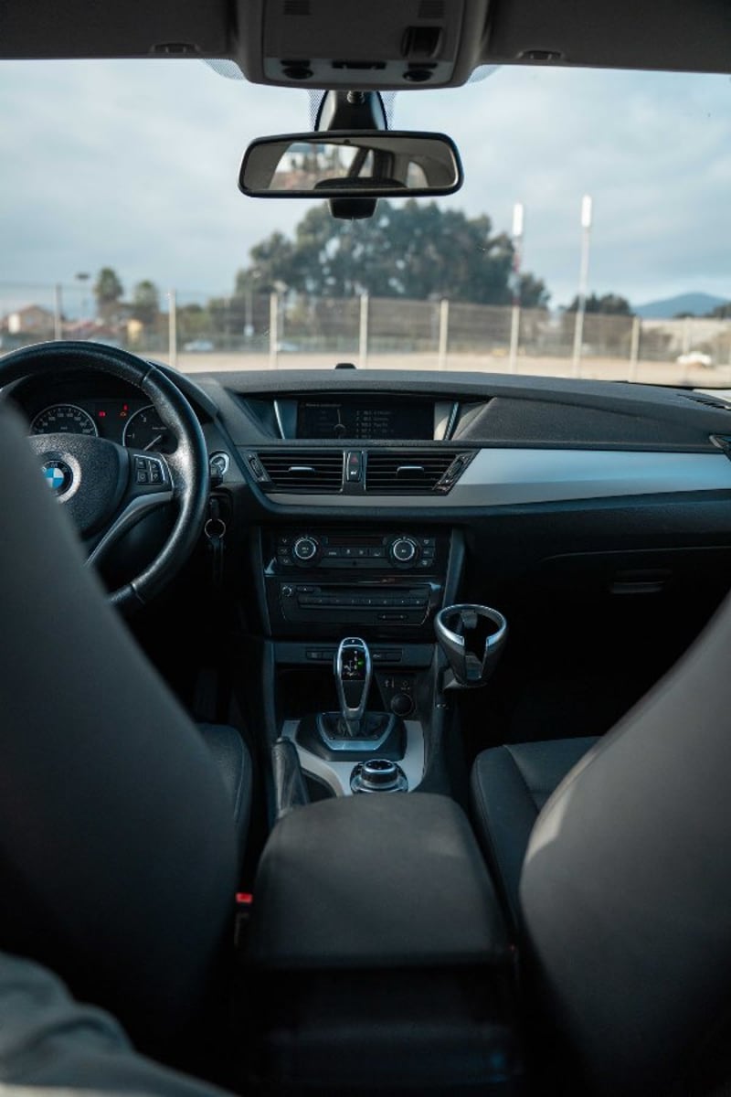 BMW X1 SDRIVE18D LUXURY 2.0L 2014 - Imagen 8 de 20