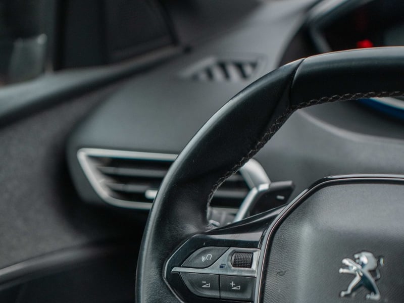Peugeot 3008 2023 - Imagen 13 de 20