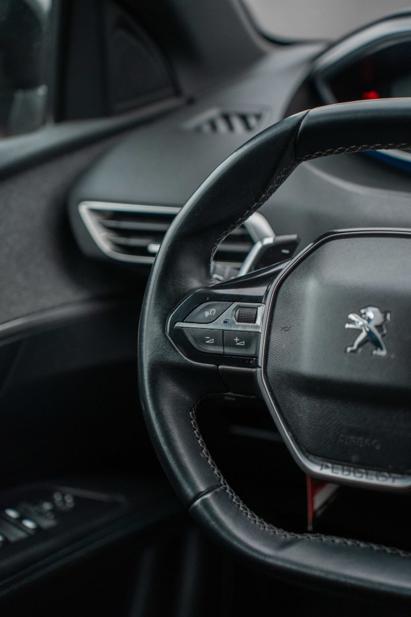 Peugeot 3008 2023 - Imagen 13 de 20