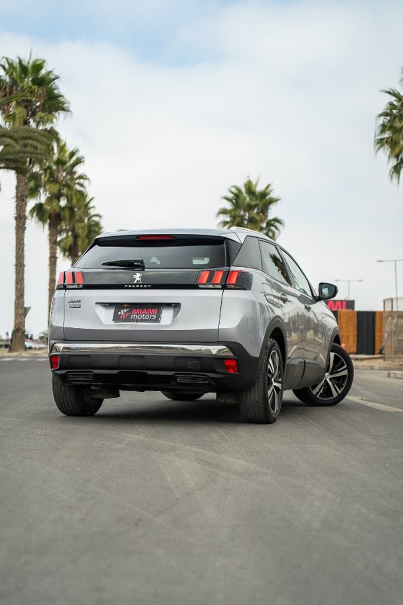 Peugeot 3008 Allure 1.6 THP AT 2018 - Imagen 4 de 20