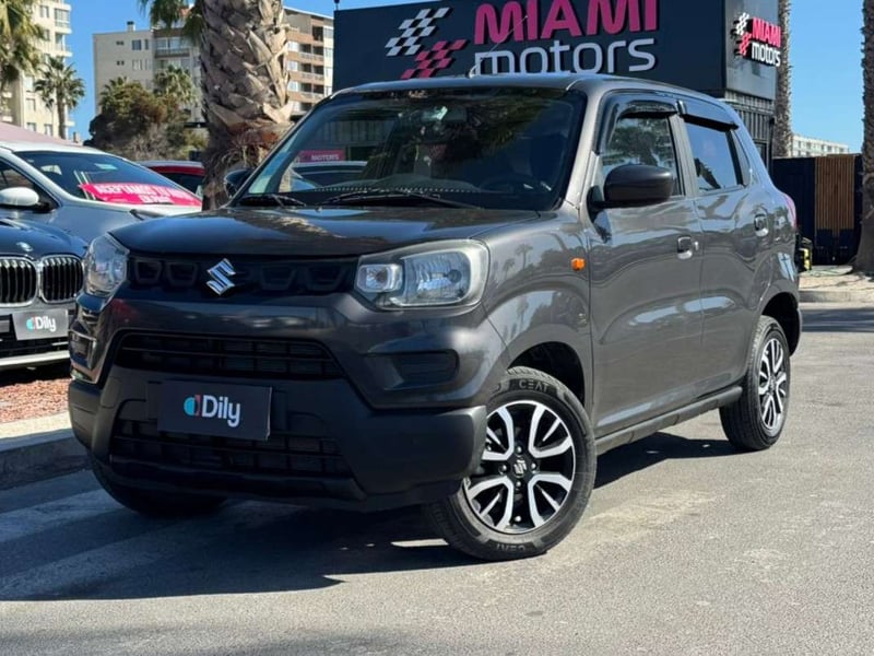 Suzuki S-PRESSO 2025