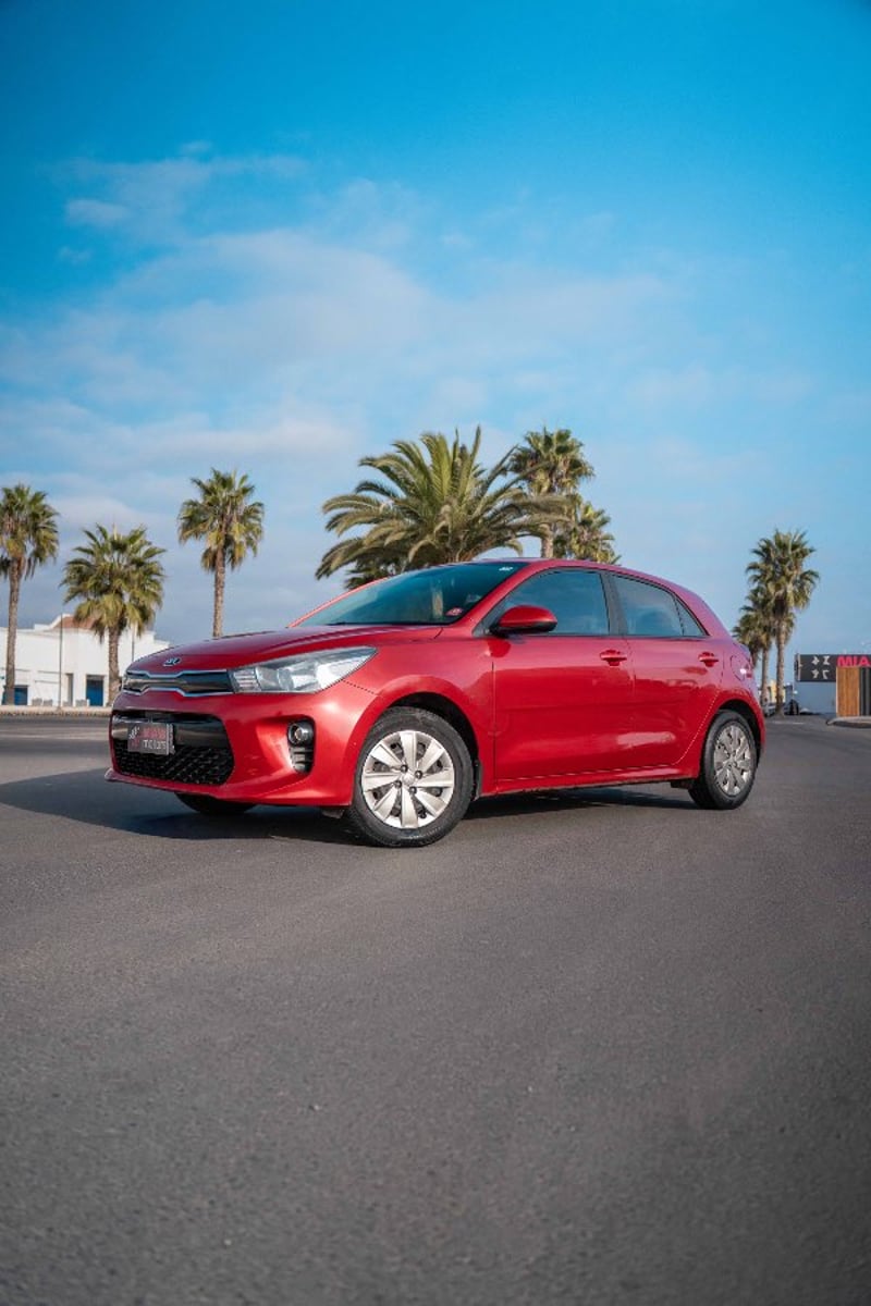 Kia RIO 2018 - Imagen 3 de 20