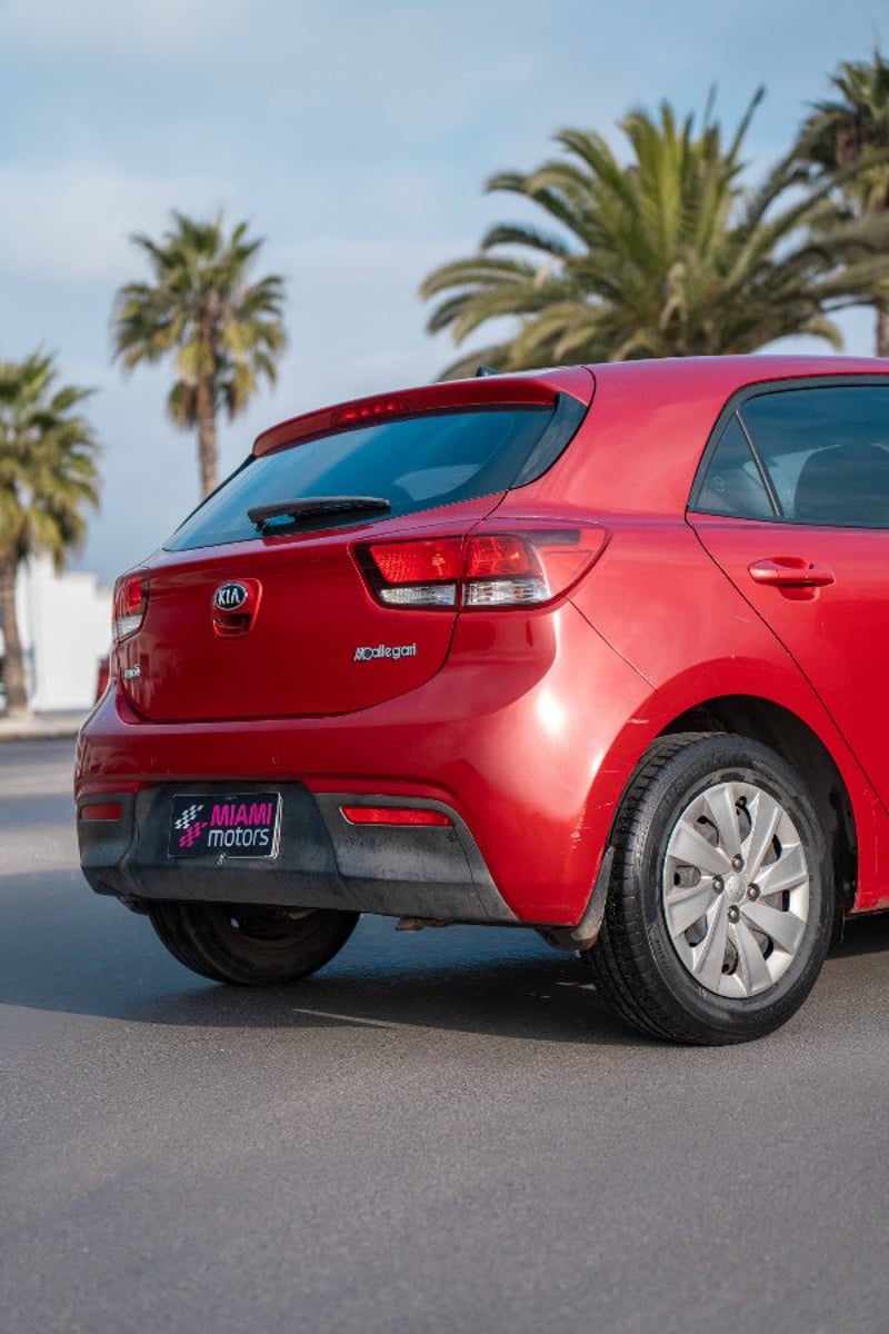 Kia RIO 2018 - Imagen 8 de 20