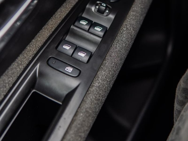 Peugeot 3008 Allure 1.6 THP AT 2018 - Imagen 14 de 20