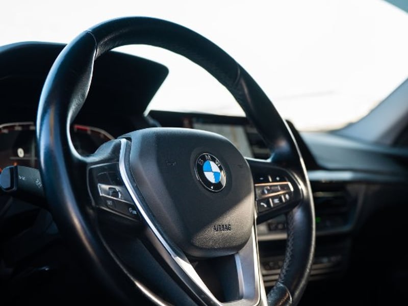 BMW 218 2022 - Imagen 12 de 20
