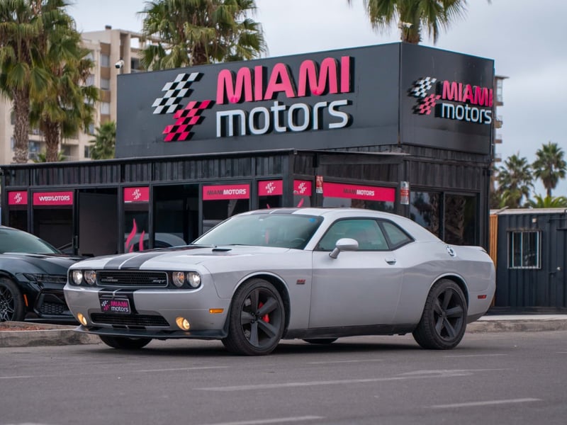 Dodge CHALLENGER 2012