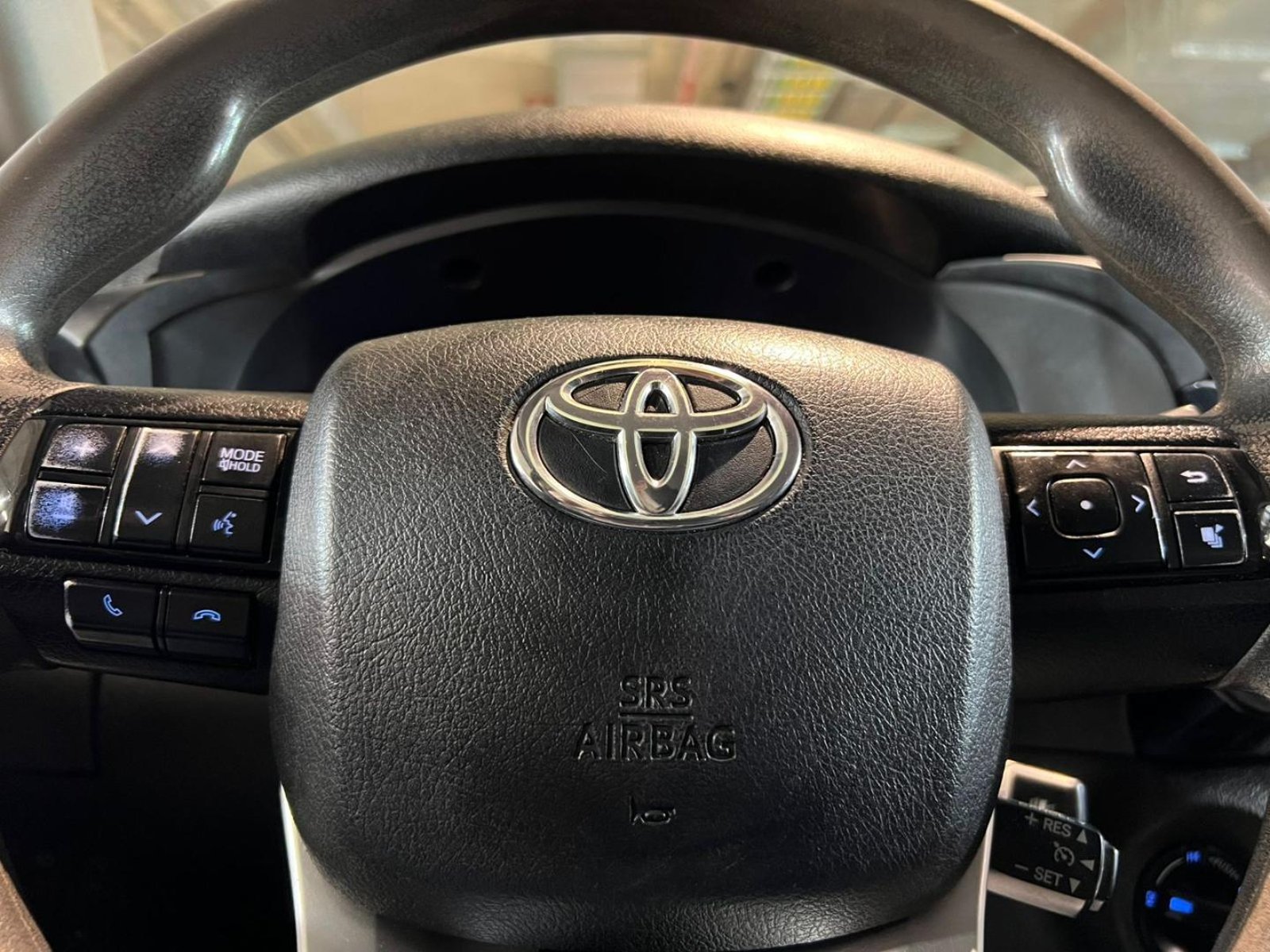 Toyota HILUX DX 2.4 4x2 2024 - Imagen 11 de 20