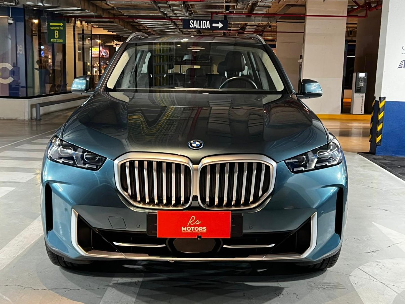 BMW X5 xDrive 50e 2024 - Foto 2 de 20