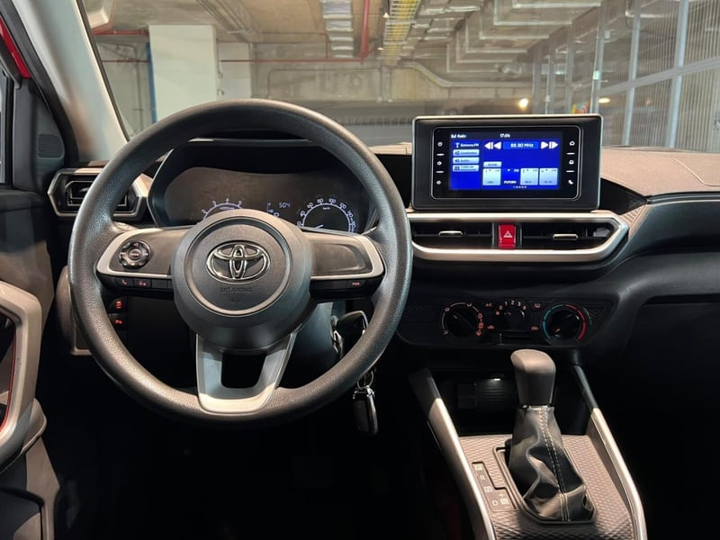 Toyota RAIZE E 1.2 CVT 2023 - Imagen 10 de 19