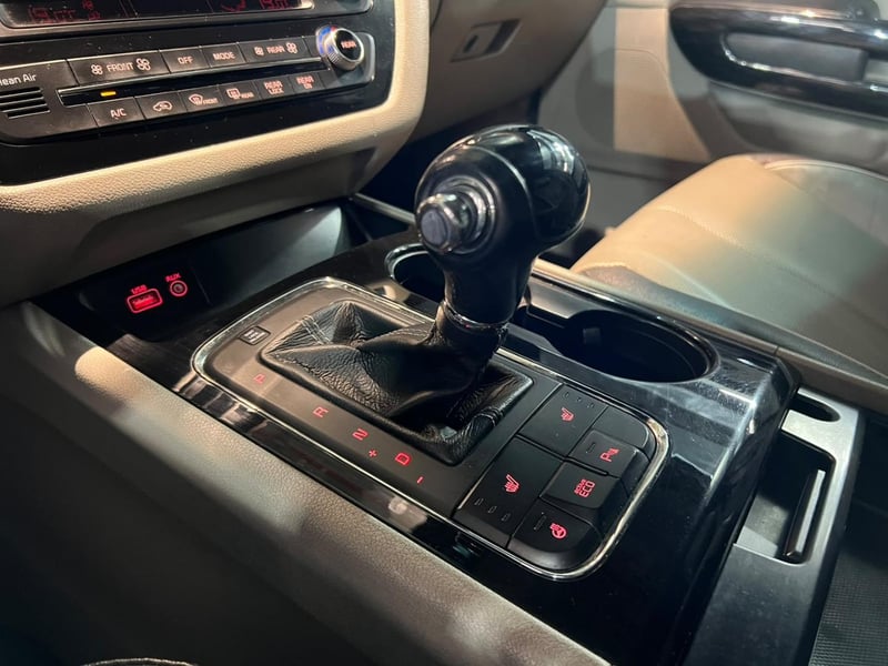 Kia Grand Carnival EX 2.2 LIMITED AUT 2017 - Imagen 17 de 20