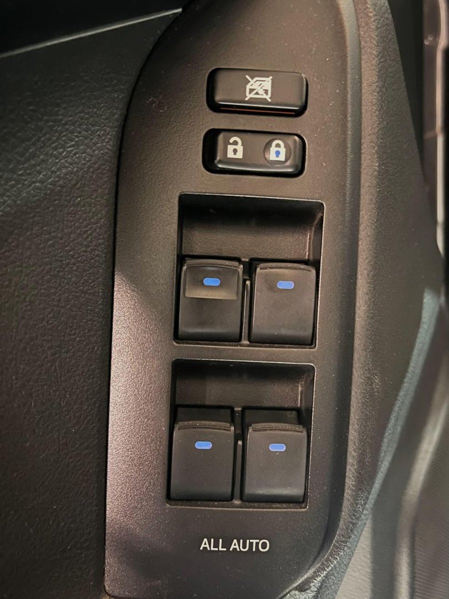 Toyota LAND CRUISER PRADO LAND CRUISER PRADO 4X4 4.0 AT 2023 - Imagen 18 de 20