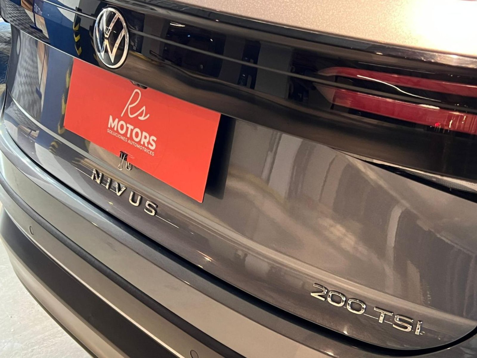 Volkswagen NIVUS Comfortline 200 TSI 2025 - Imagen 8 de 20