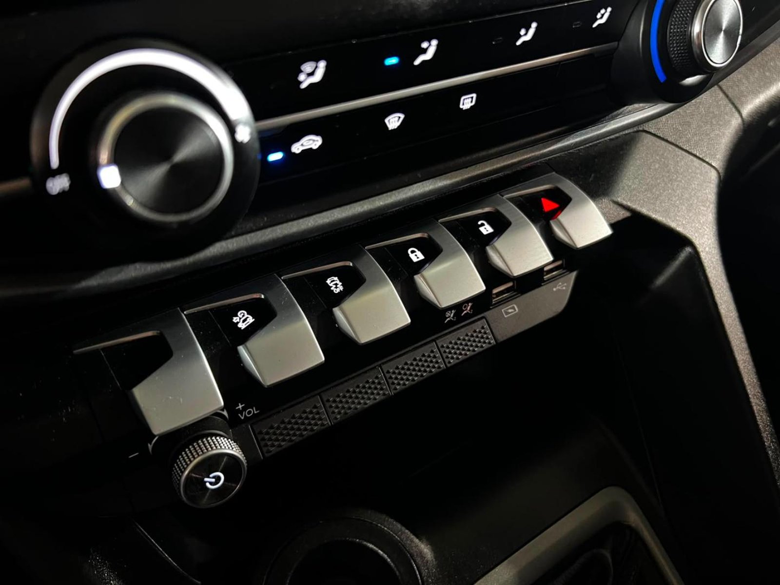 PEUGEOT LANDTREK 1.9 MT 4X2 2023 - Imagen 18 de 20