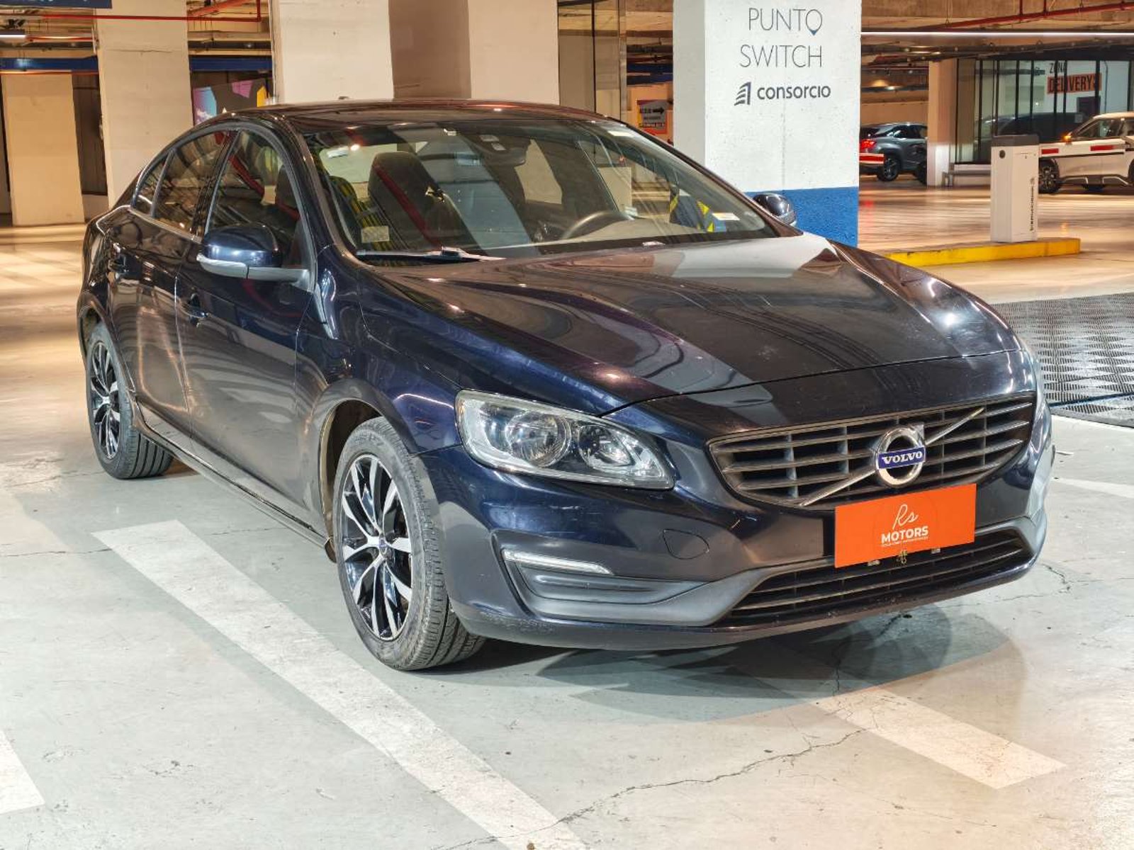 Volvo S60 D2 COMFORT AUT 2018 - Foto 3 de 9