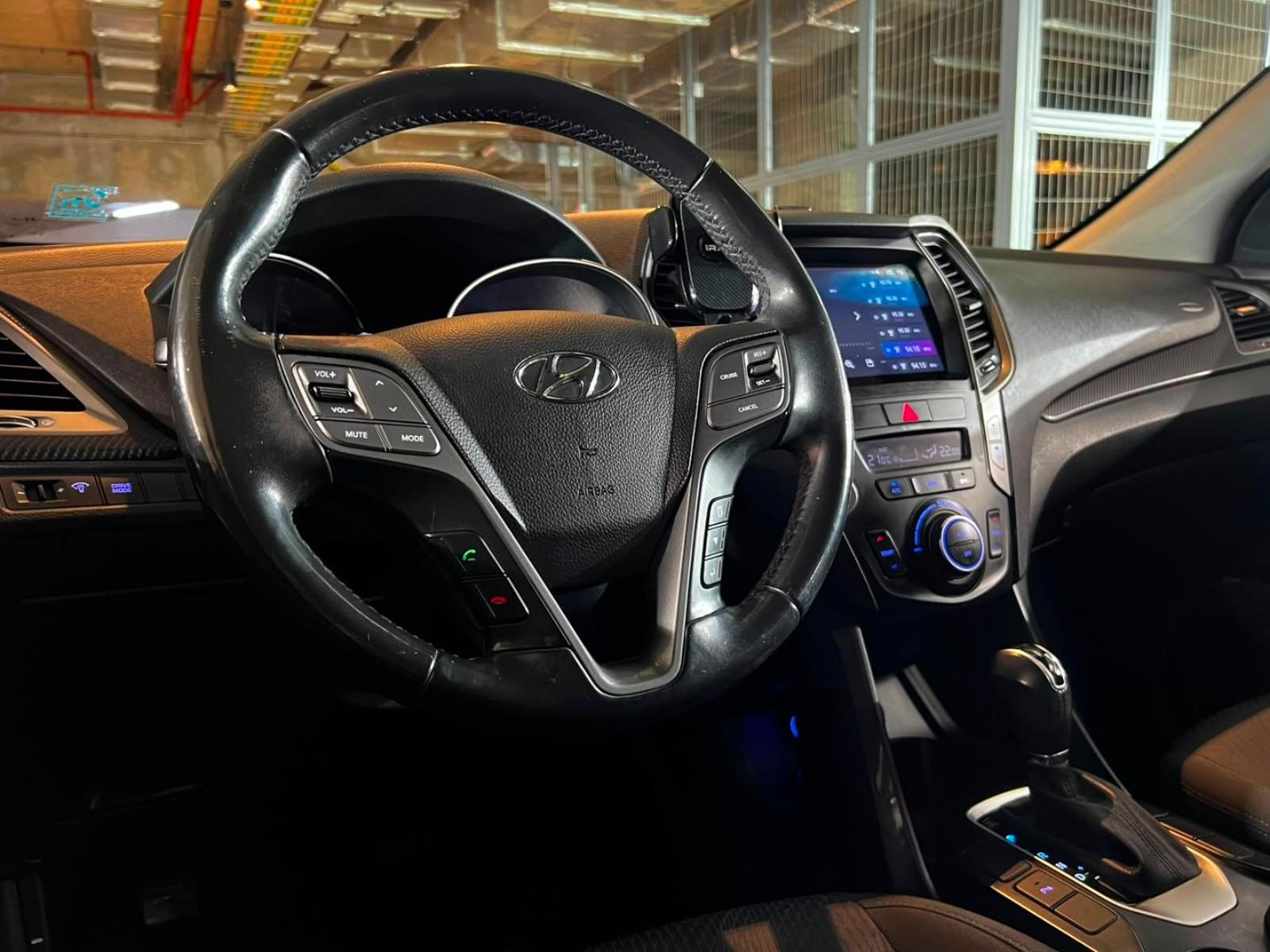 Hyundai SANTA FE GLS 2.4 4WD 2018 - Imagen 9 de 20