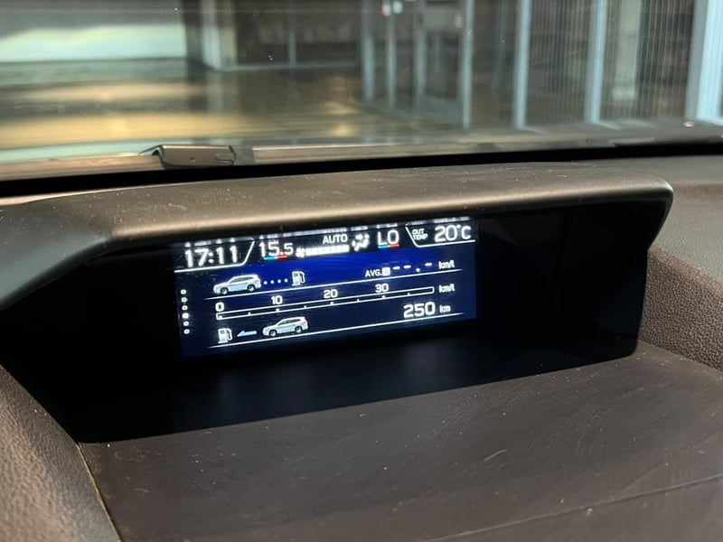 Subaru FORESTER 2.0i XS AWD 2023 - Imagen 14 de 20