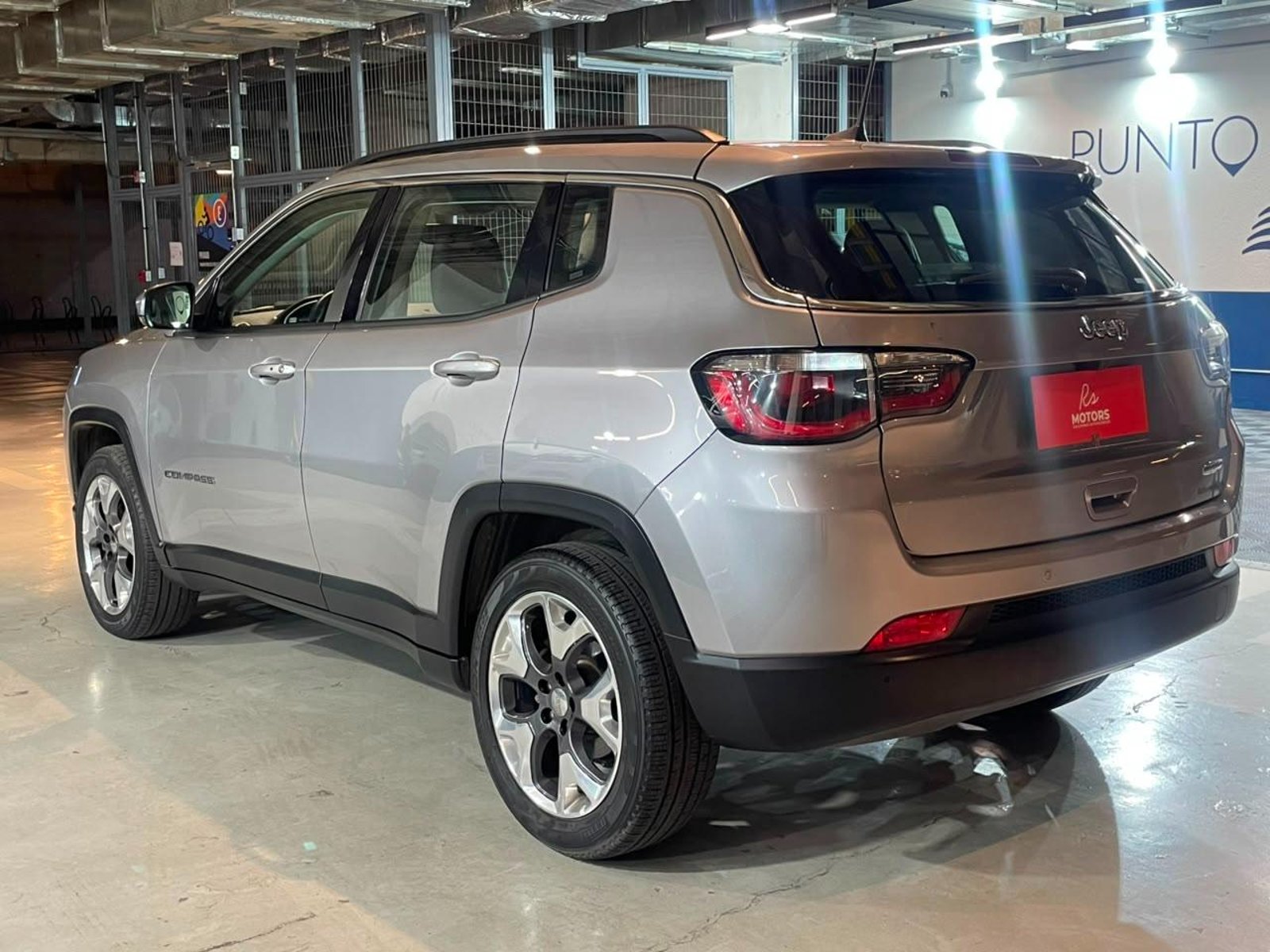 Jeep COMPASS Longitude 2.4 AT 4x2 2020 - Imagen 6 de 20