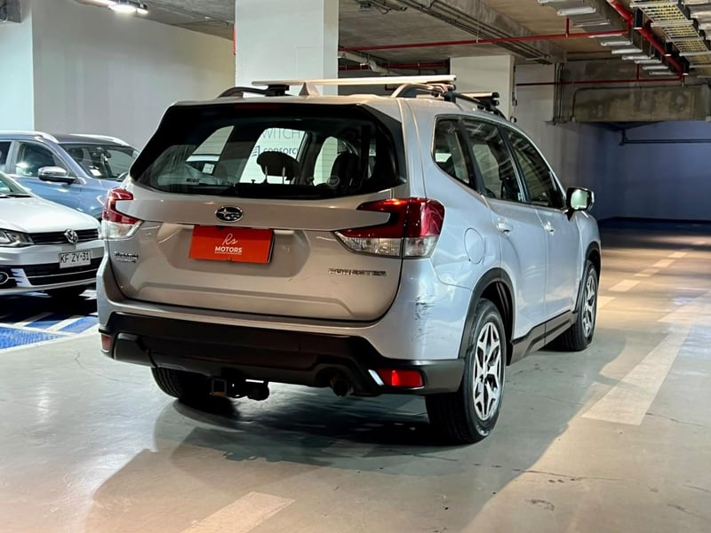 Subaru FORESTER XS 2.5 CVT AWD 2019 - Imagen 4 de 20