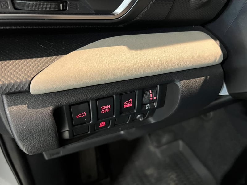 Subaru FORESTER 2.0i XS AWD 2023 - Imagen 18 de 20