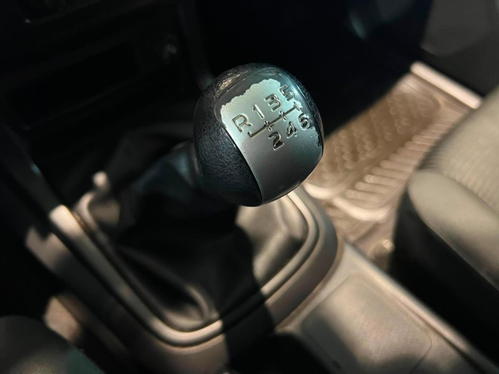 Chevrolet D-Max E5 DCAB 4X2 2.5 MT 2021 - Imagen 16 de 18