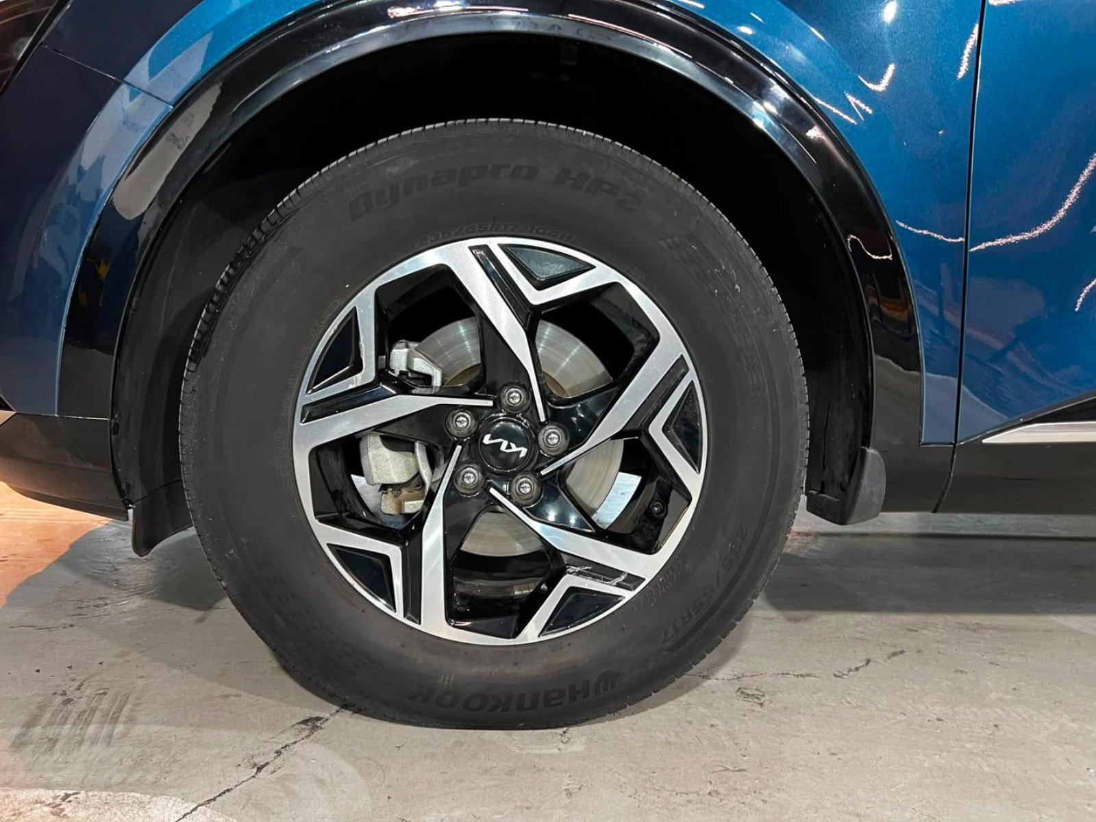 Kia SPORTAGE EX 2.0L 6MT 2023 - Imagen 8 de 20