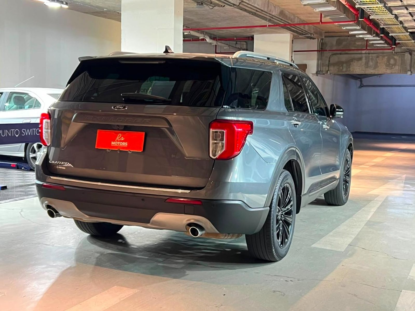 Ford EXPLORER Explorer Limited 2022 - Foto 4 de 20
